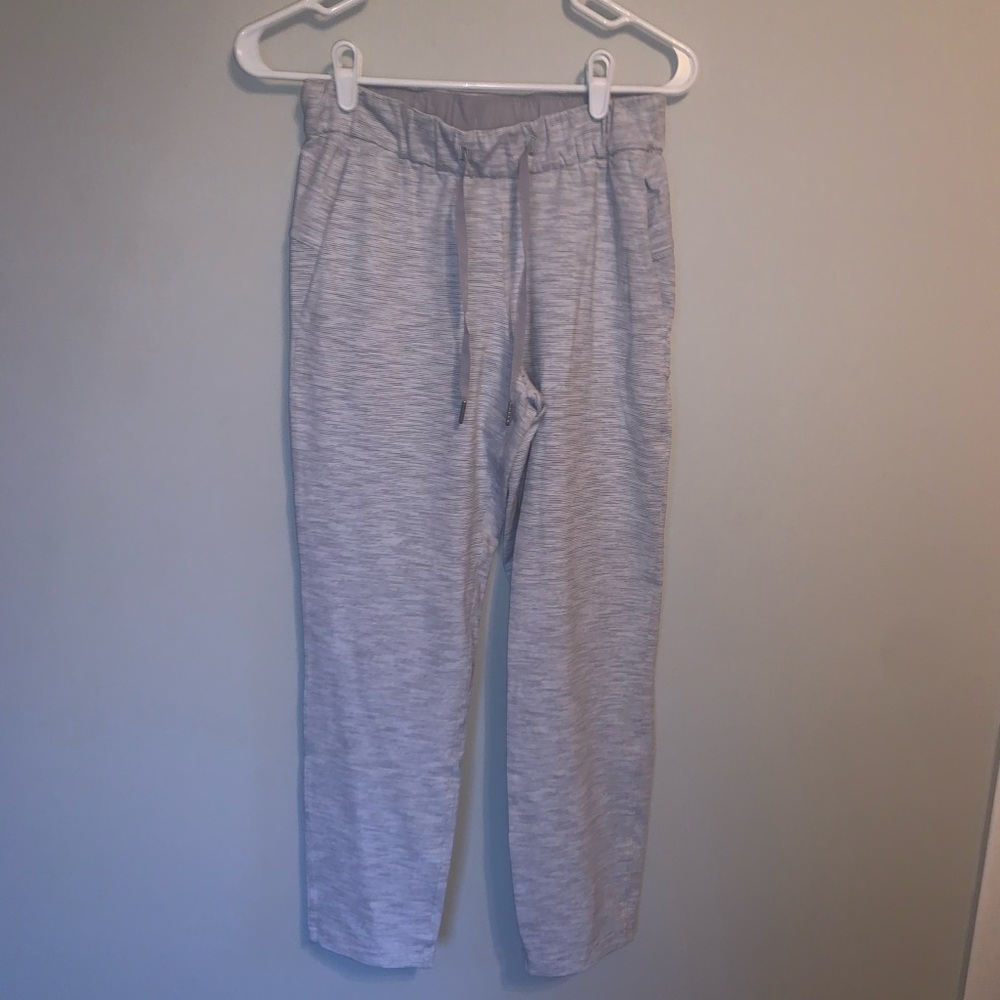 lulu lemon on the fly pant!